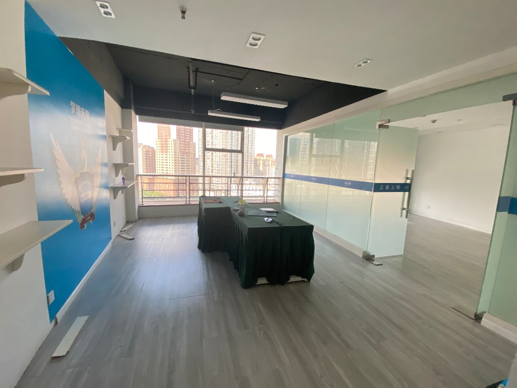 新世纪大厦 2室1厅1卫 6800.0元/月 新世纪大厦 2室1厅1卫 6800.0元/月室内图