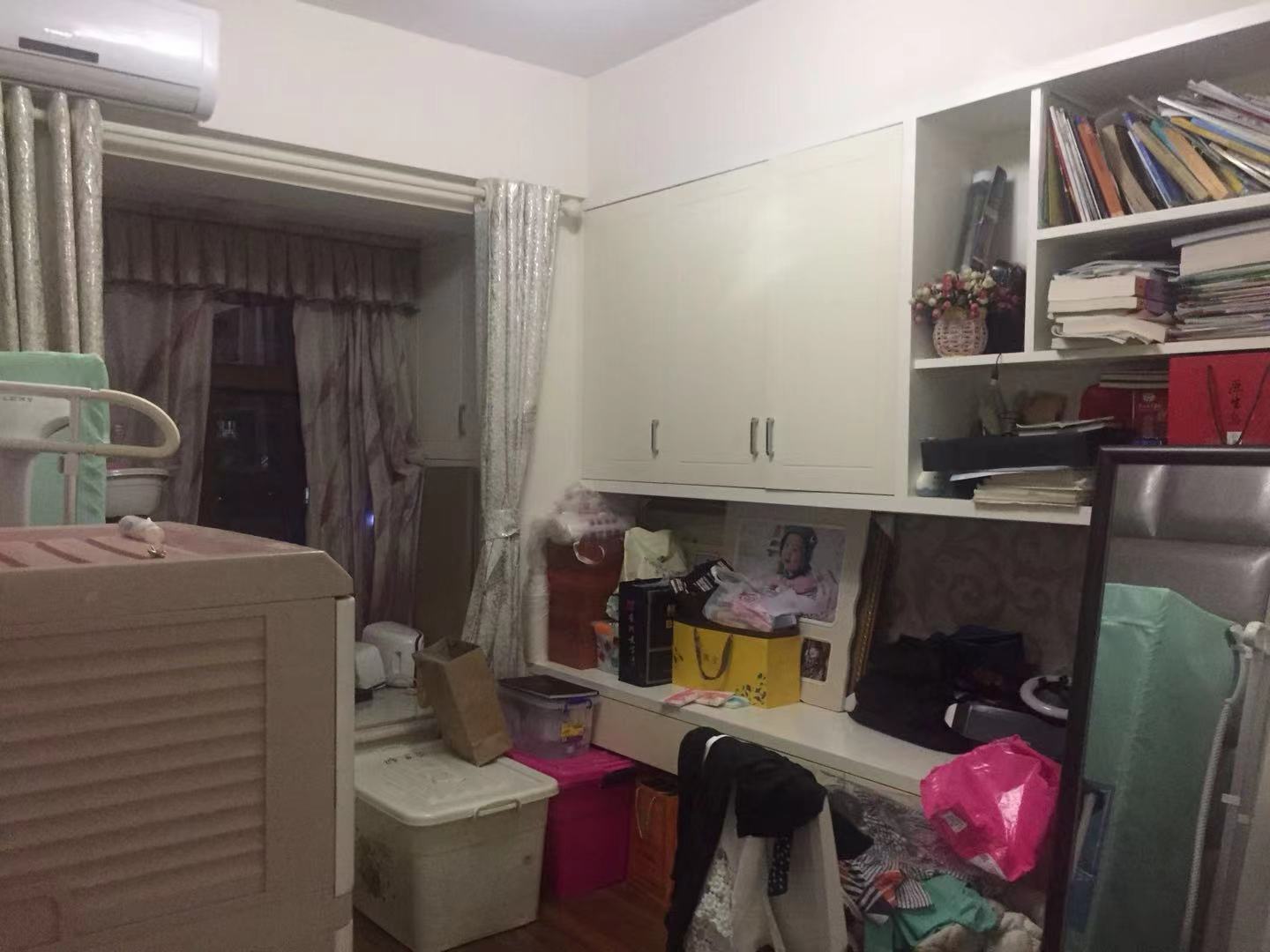 湾田和悦  3室2厅2卫    105.0万 湾田和悦  3室2厅2卫    105.0万卧室