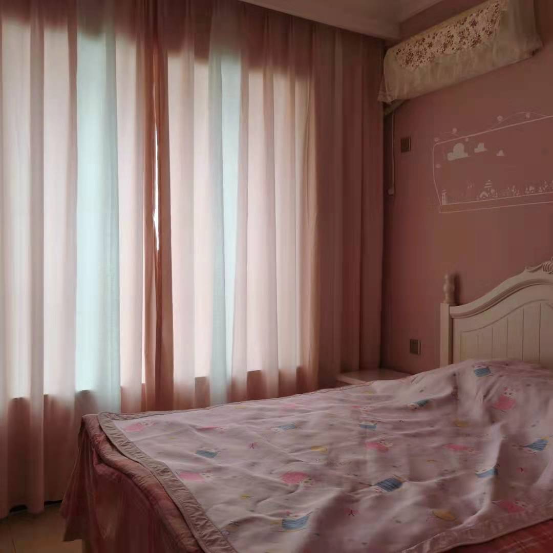 学府花园(文苑瑞景)  3室2厅2卫    110.0万 学府花园(文苑瑞景)  3室2厅2卫    110.0万客厅