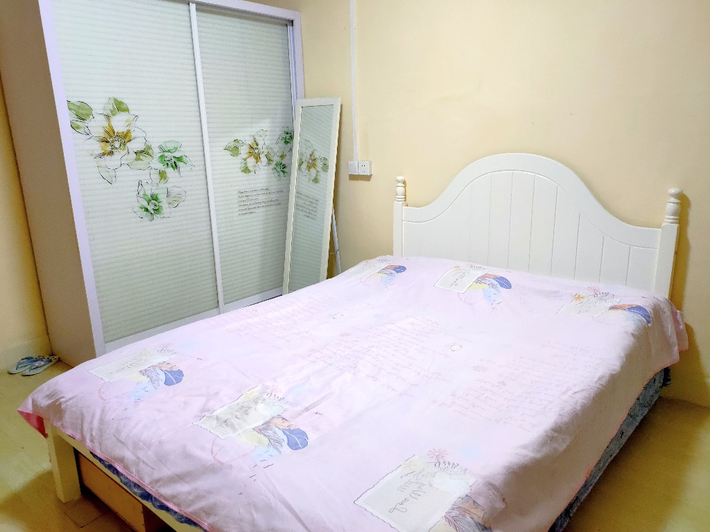 新华一村 1室1厅1卫 1000.0元/月 新华一村 1室1厅1卫 1000.0元/月室内图