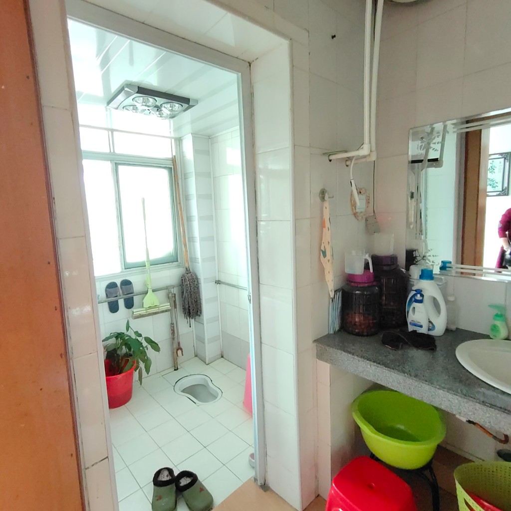 农机安全监理站 3室2厅2卫 59.8万 农机安全监理站 3室2厅2卫 59.8万客厅