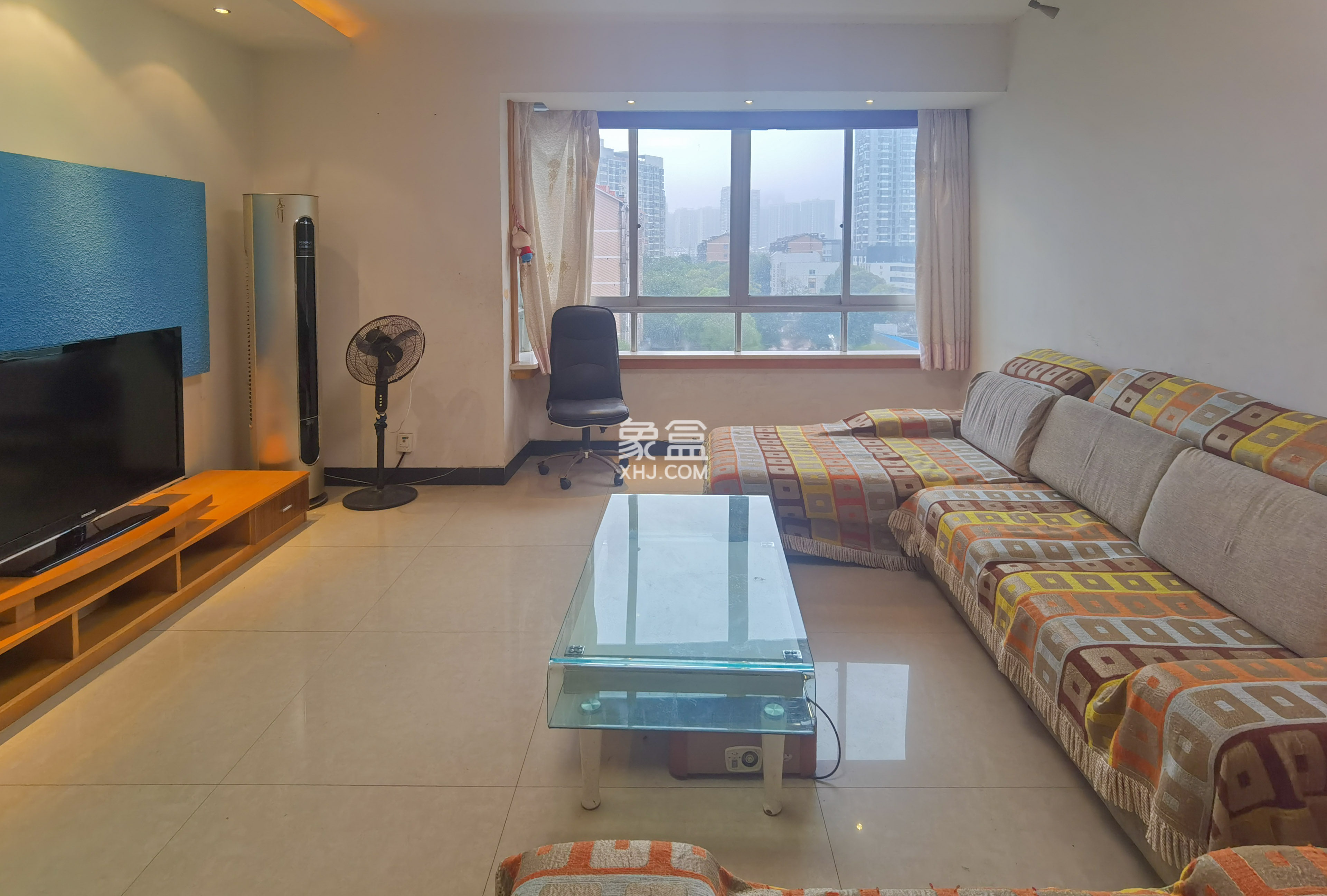 天元农业银行宿舍楼(长江北路散盘里有农行3栋) 2室2厅2卫 1400.0元/月 天元农业银行宿舍楼(长江北路散盘里有农行3栋) 2室2厅2卫 1400.0元/月室内图