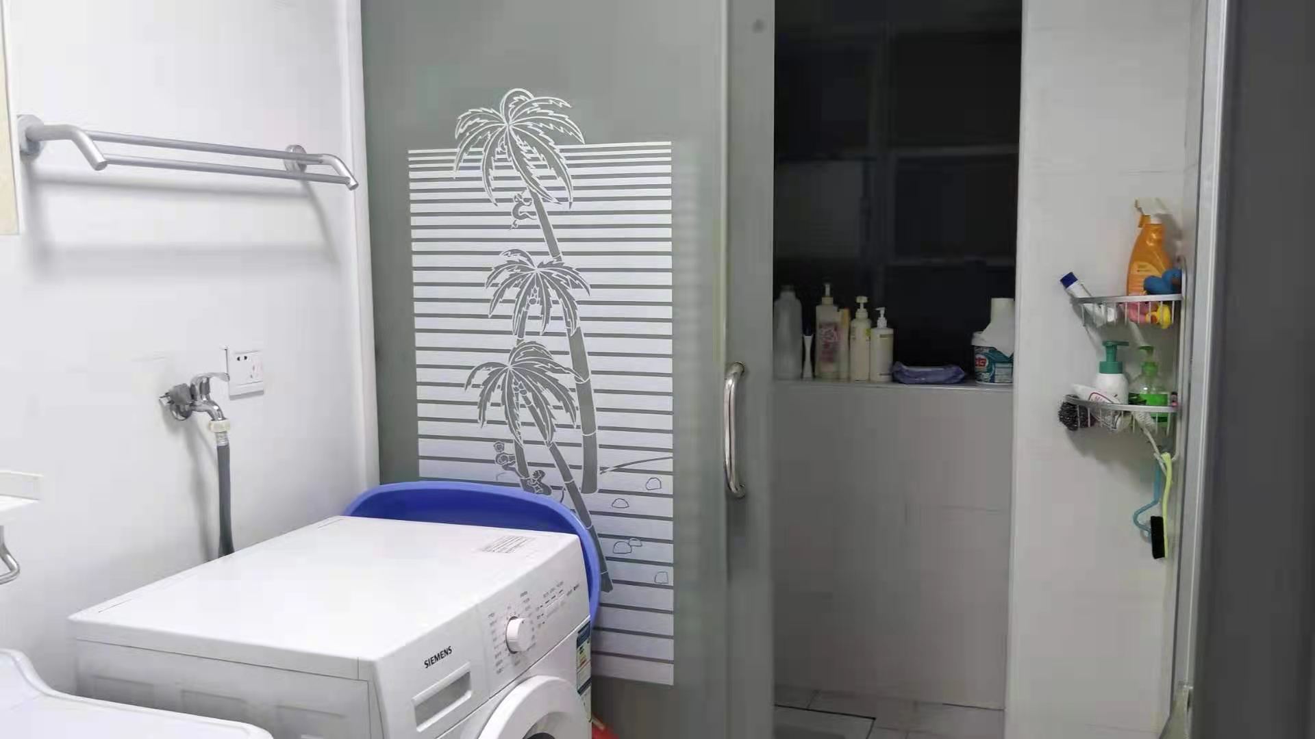 愉景湾东域 3室2厅1卫 2200.0元/月 愉景湾东域 3室2厅1卫 2200.0元/月室内图