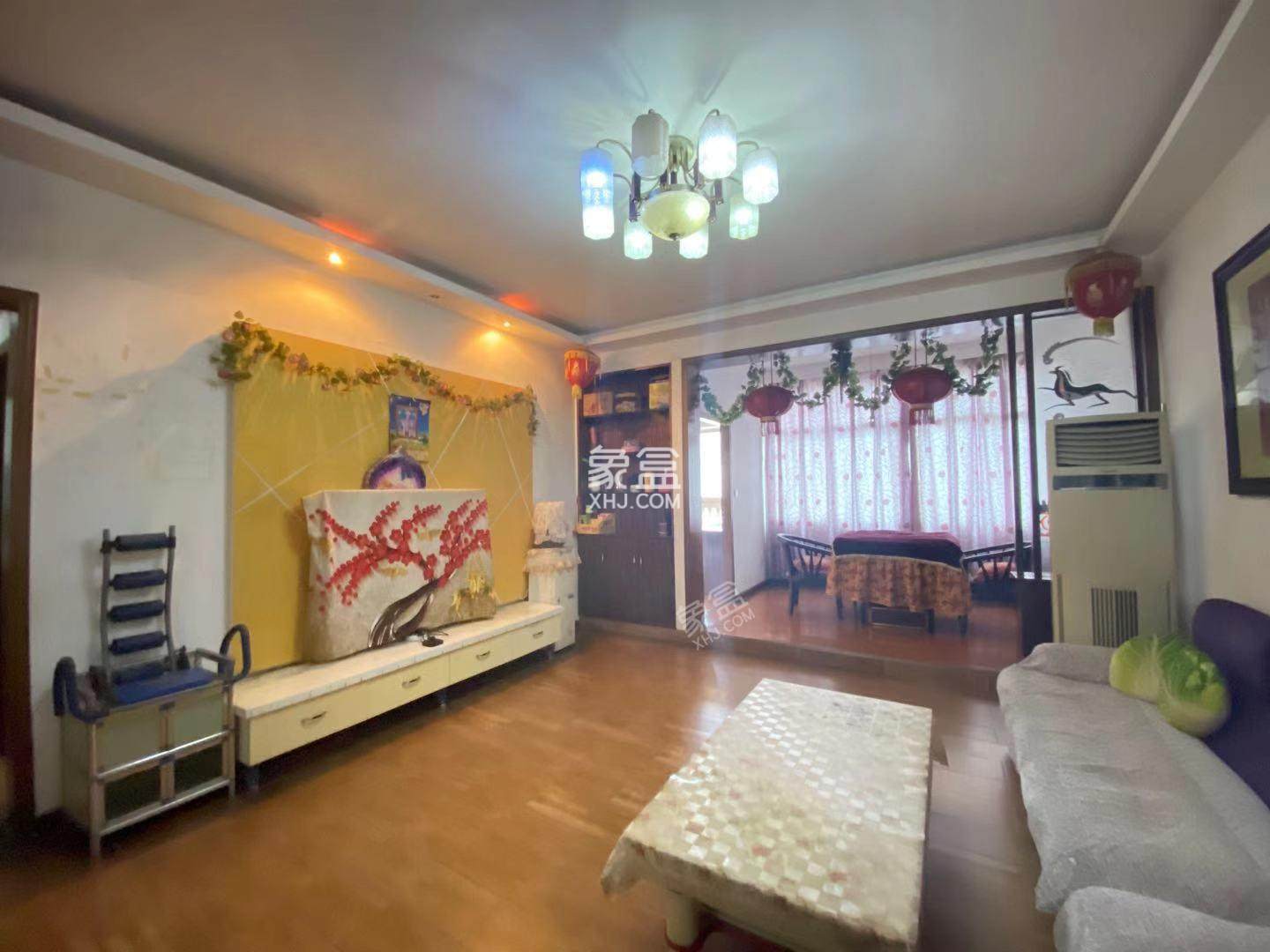 东方名居 2室2厅1卫 1700.0元/月 东方名居 2室2厅1卫 1700.0元/月室内图