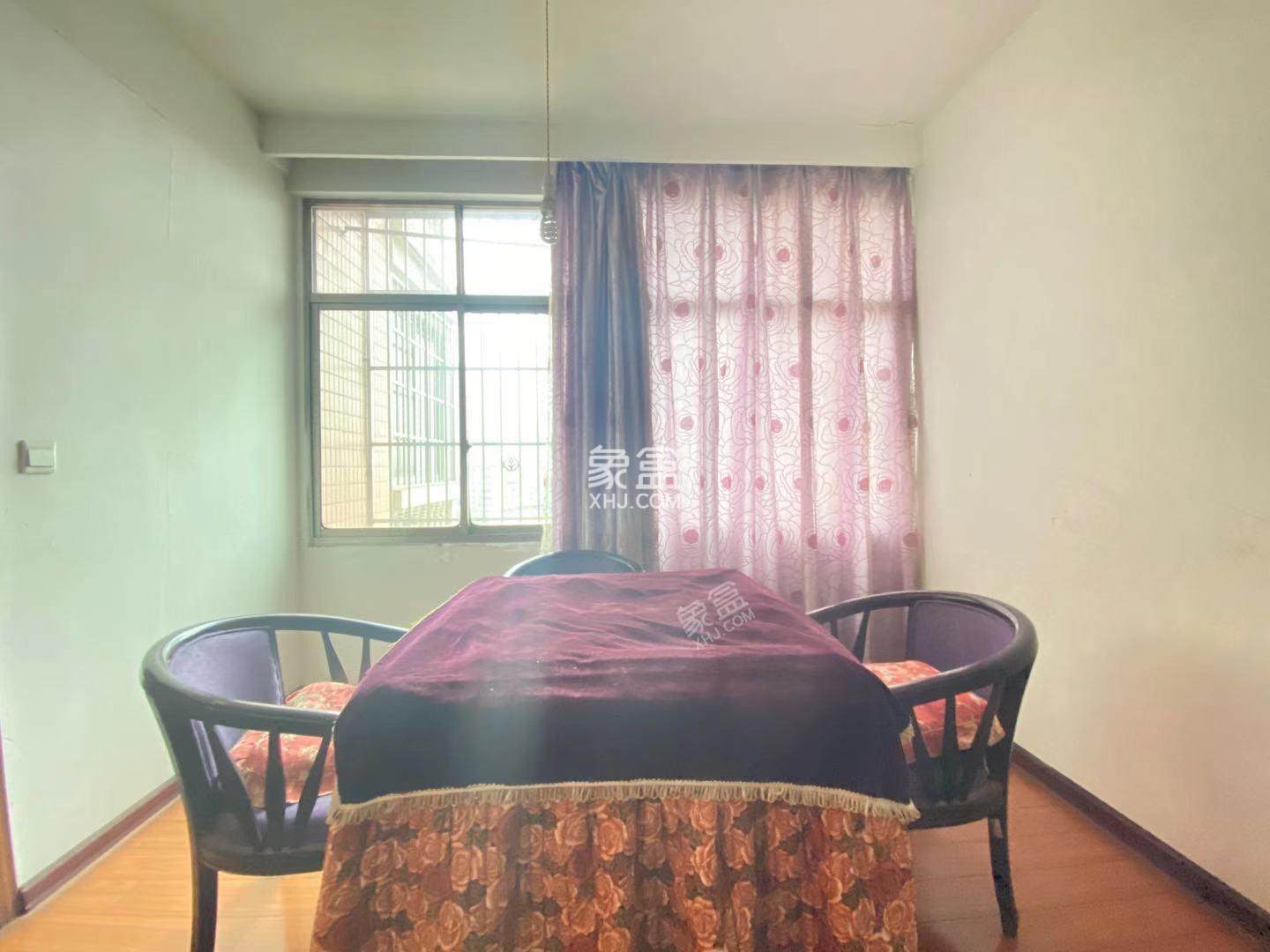 东方名居 2室2厅1卫 1700.0元/月 东方名居 2室2厅1卫 1700.0元/月室内图