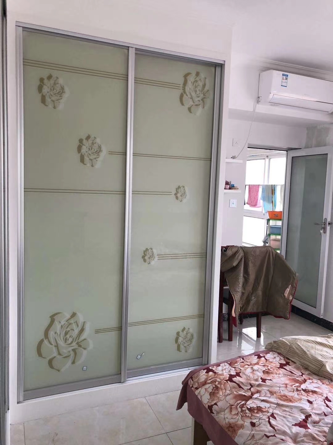 鑫源大厦  3室2厅2卫    67.8万 鑫源大厦  3室2厅2卫    67.8万客厅