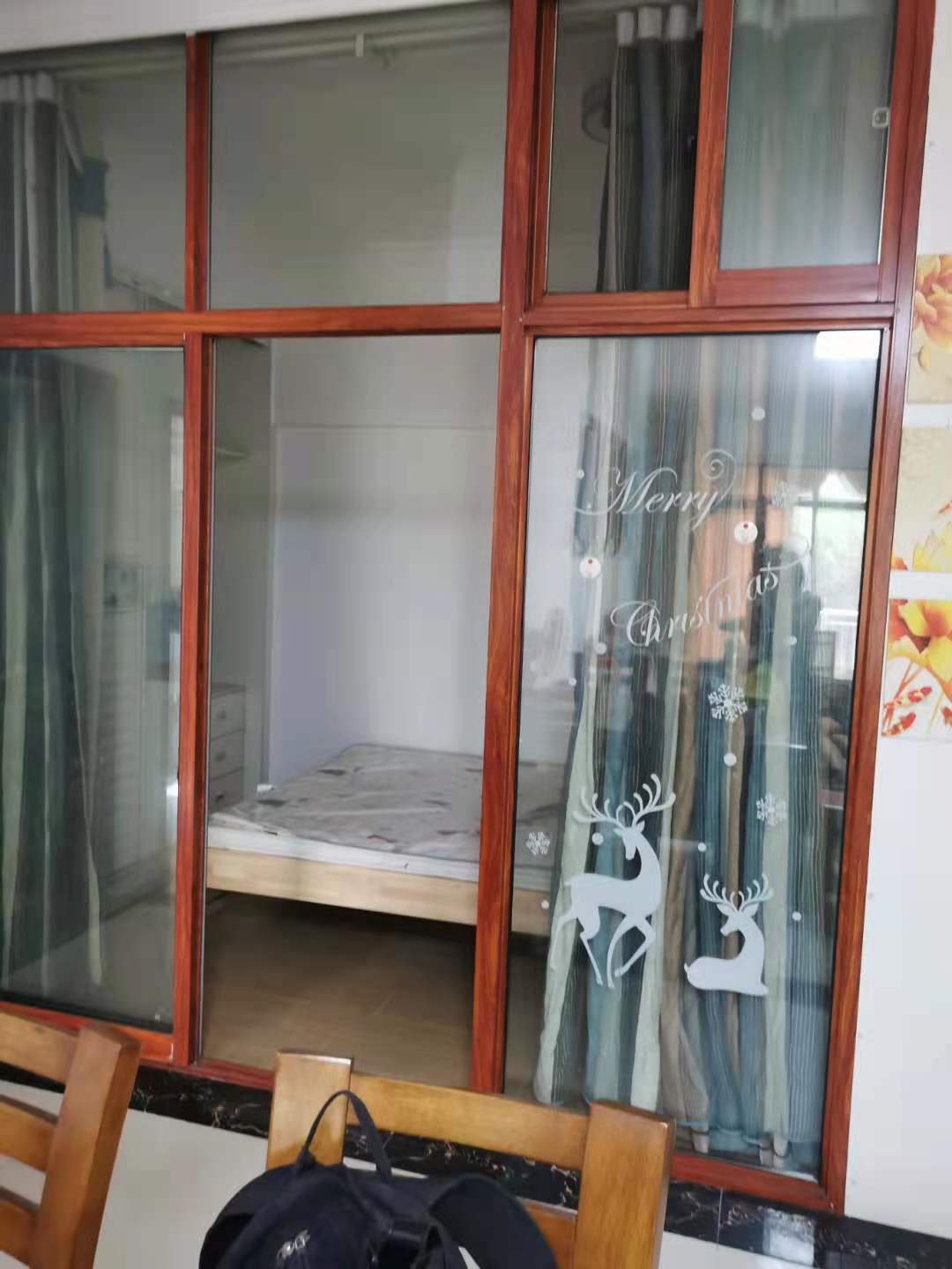 碧桂园公园壹号（凯怡茗苑）  3室2厅2卫    1800.0元/月室内图