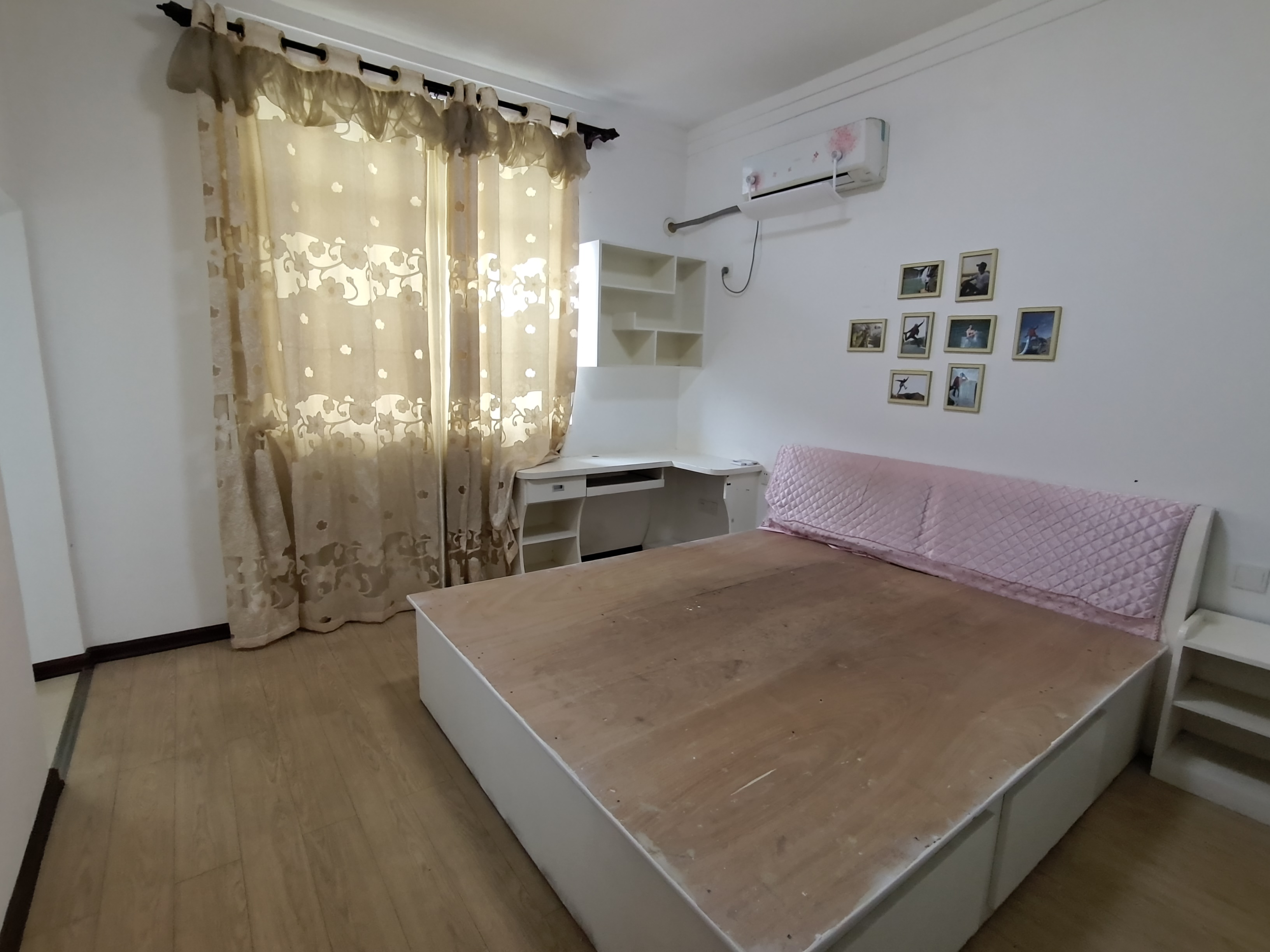 天子山庄  3室2厅2卫    53.8万 天子山庄  3室2厅2卫    53.8万