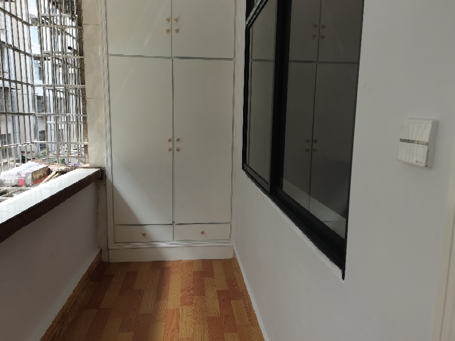 碧水馨城 3室2厅1卫 48.8万 碧水馨城 3室2厅1卫 48.8万阳台