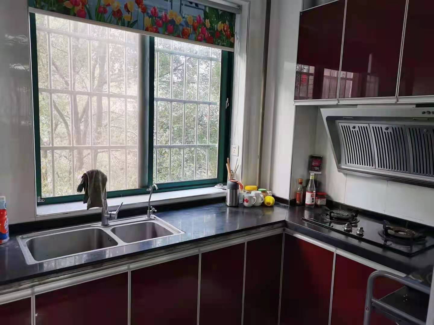 欧洲花园保健巷89号 2室2厅1卫 1500.0元/月 欧洲花园保健巷89号 2室2厅1卫 1500.0元/月室内图