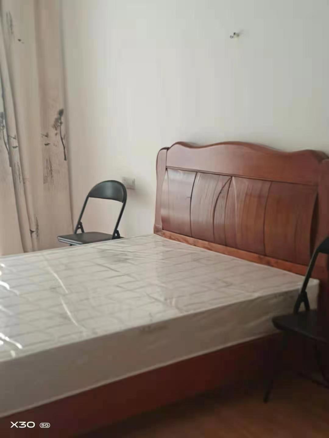 迎龙银港小区 3室2厅1卫 1800.0元/月 迎龙银港小区 3室2厅1卫 1800.0元/月室内图