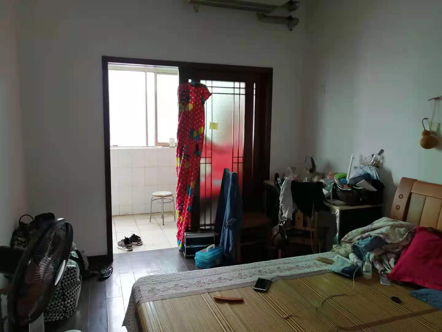 房产大厦 3室2厅1卫 2000.0元/月 房产大厦 3室2厅1卫 2000.0元/月室内图