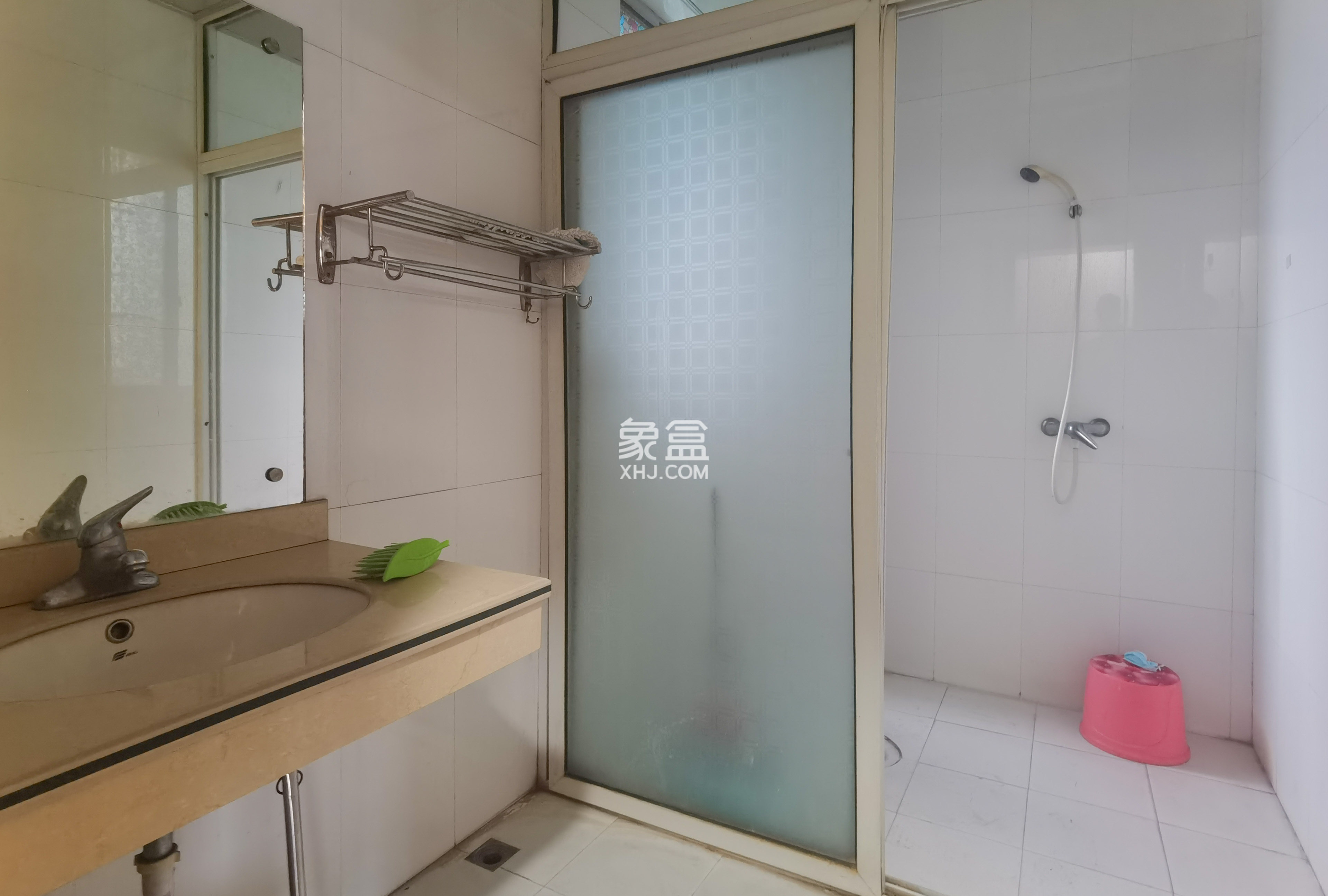 天元农业银行宿舍楼(长江北路散盘里有农行3栋) 2室2厅2卫 1400.0元/月 天元农业银行宿舍楼(长江北路散盘里有农行3栋) 2室2厅2卫 1400.0元/月室内图