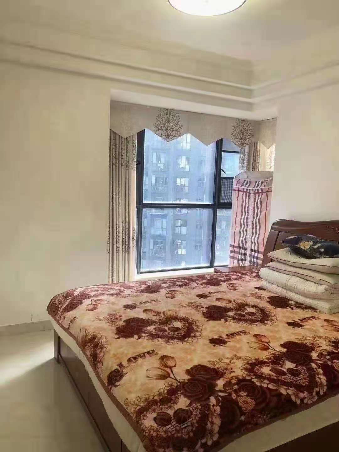 盛世桃源  3室2厅2卫    89.8万 盛世桃源  3室2厅2卫    89.8万卧室