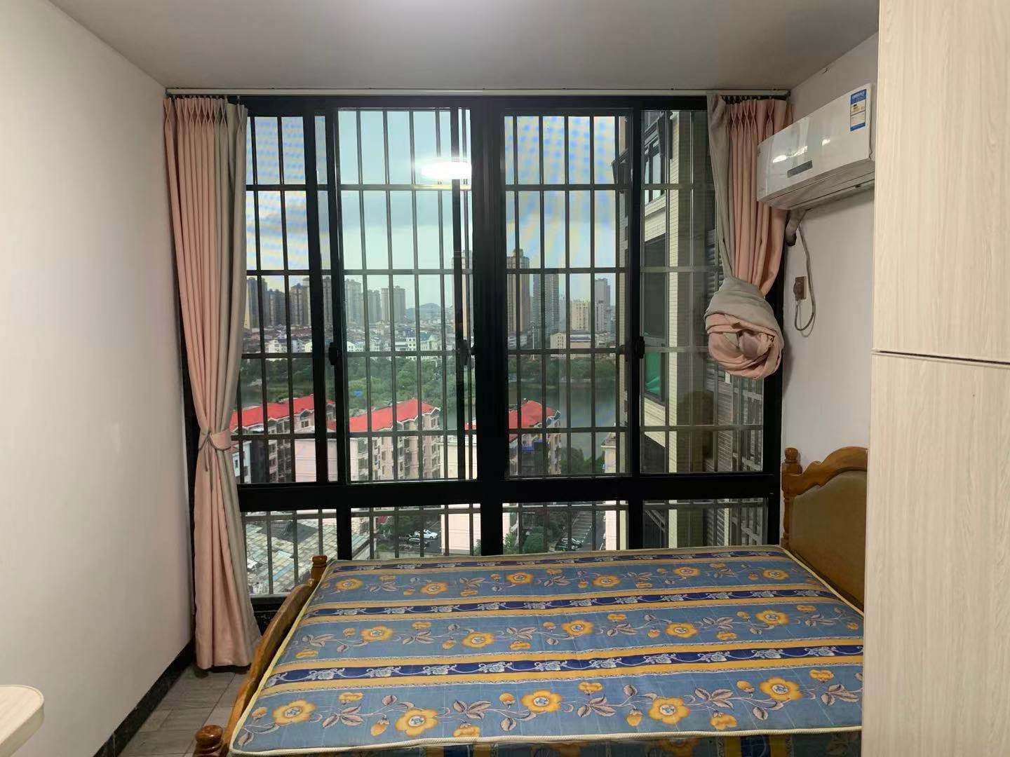 尚书佳苑  2室1厅1卫    1800.0元/月 尚书佳苑  2室1厅1卫    1800.0元/月室内图