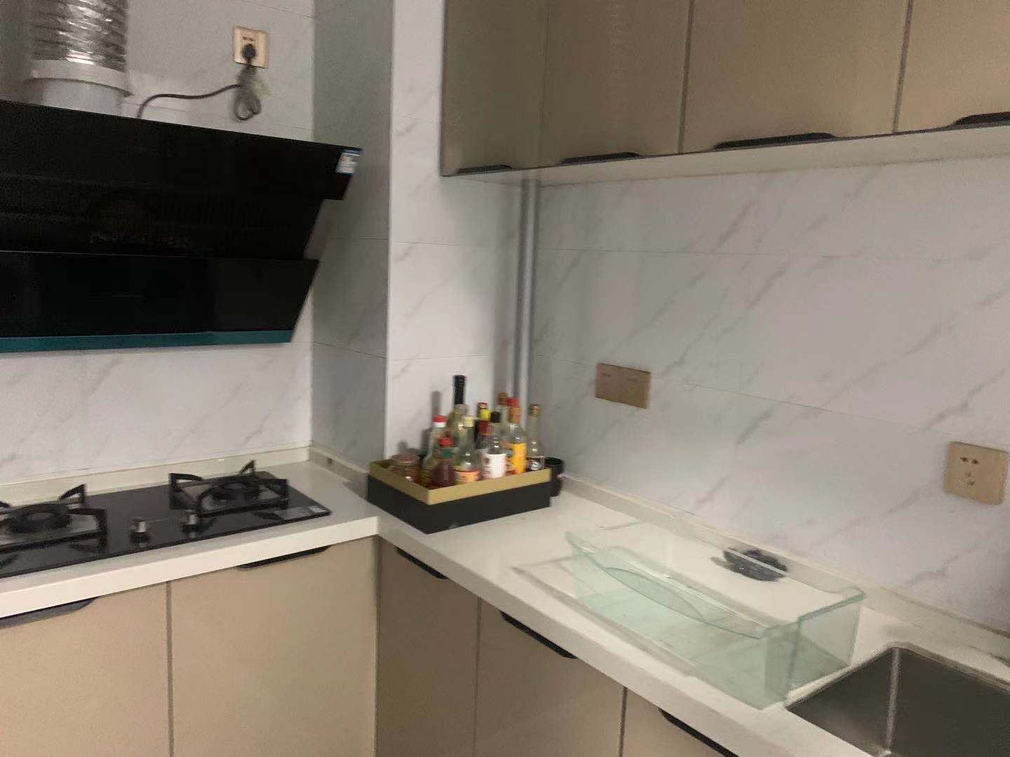 尚书佳苑  2室1厅1卫    1800.0元/月 尚书佳苑  2室1厅1卫    1800.0元/月室内图