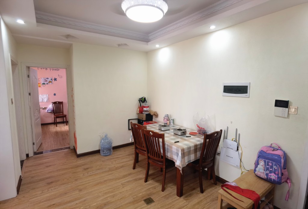 御景园 3室2厅1卫 68.80万 御景园 3室2厅1卫 68.80万客厅