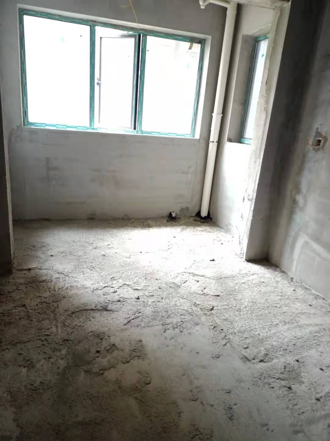 诚信广场  2室2厅1卫    61.8万 诚信广场  2室2厅1卫    61.8万客厅