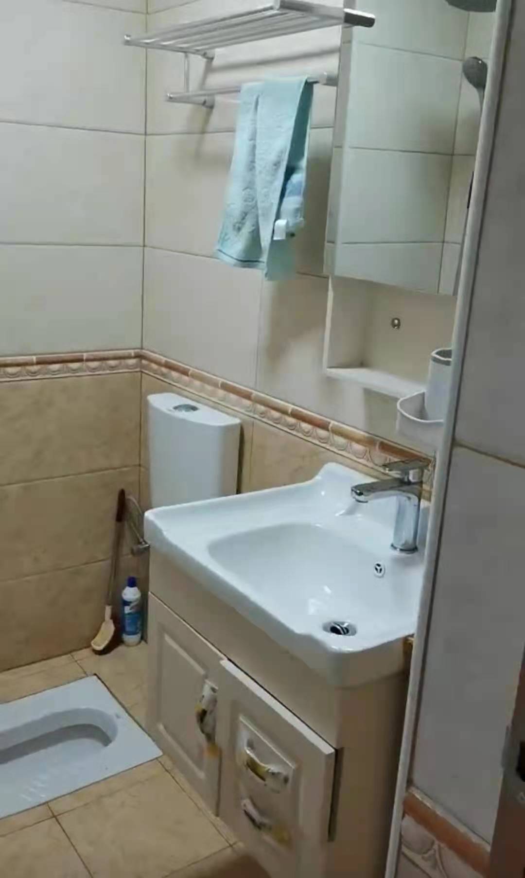 百弘学府城  2室1厅1卫    1500.0元/月 百弘学府城  2室1厅1卫    1500.0元/月室内图