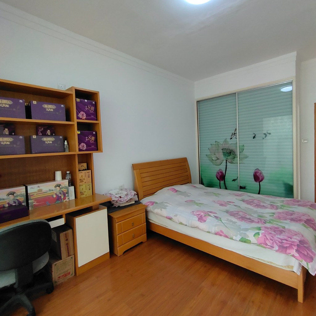 碧水馨城 4室3厅2卫 88.8万 碧水馨城 4室3厅2卫 88.8万客厅