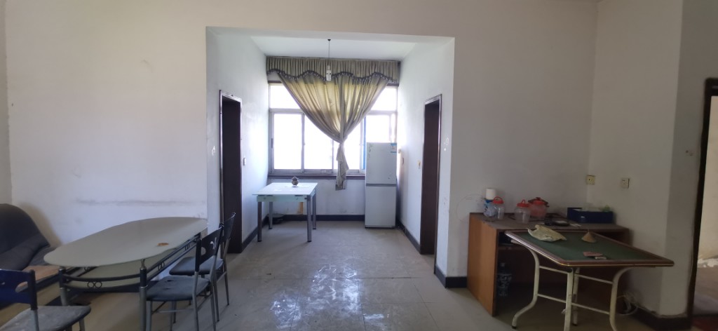 绕城家园 2室2厅1卫 1600.0元/月 绕城家园 2室2厅1卫 1600.0元/月室内图