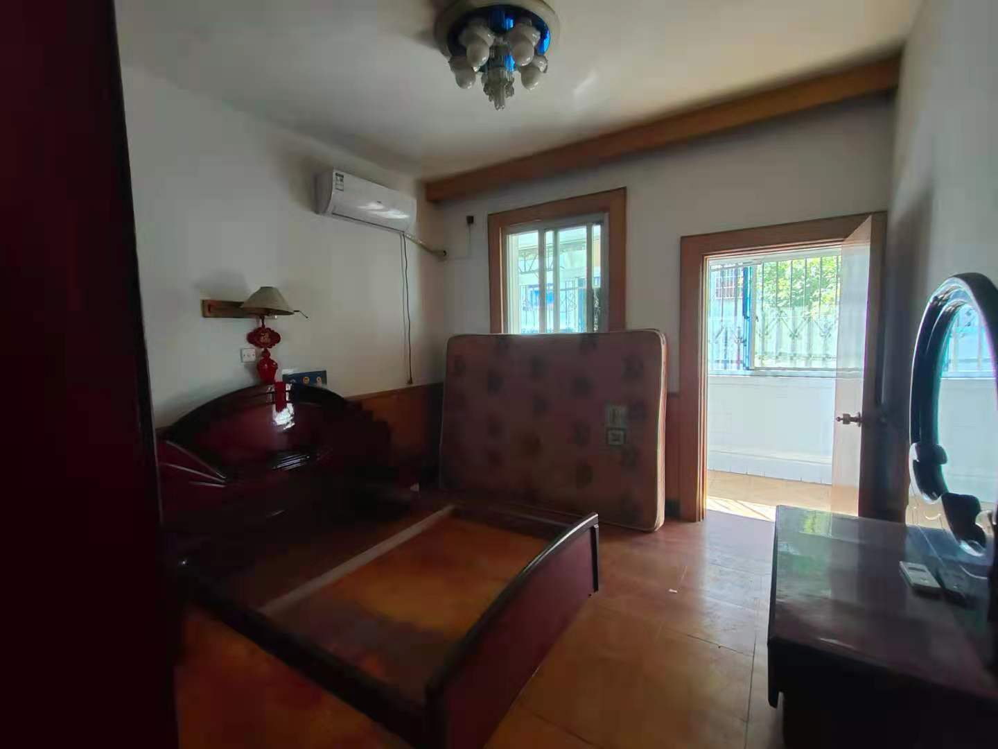 天鹅花园 4室2厅1卫 2000.0元/月 天鹅花园 4室2厅1卫 2000.0元/月室内图