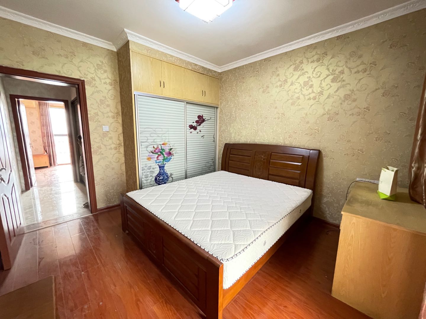 鑫天格林香山 4室2厅1卫 1800.0元/月 鑫天格林香山 4室2厅1卫 1800.0元/月室内图