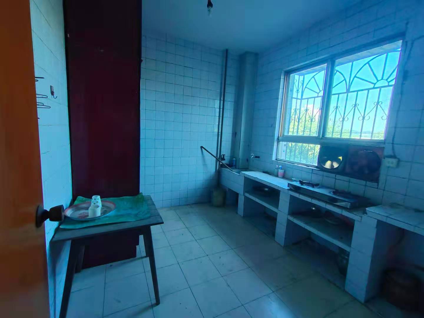 天鹅花园 4室2厅1卫 2000.0元/月 天鹅花园 4室2厅1卫 2000.0元/月室内图