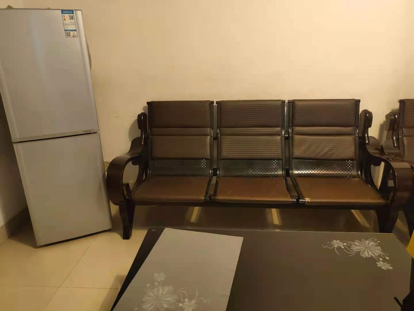 金星小区  2室1厅1卫   1300.00元/月室内图
