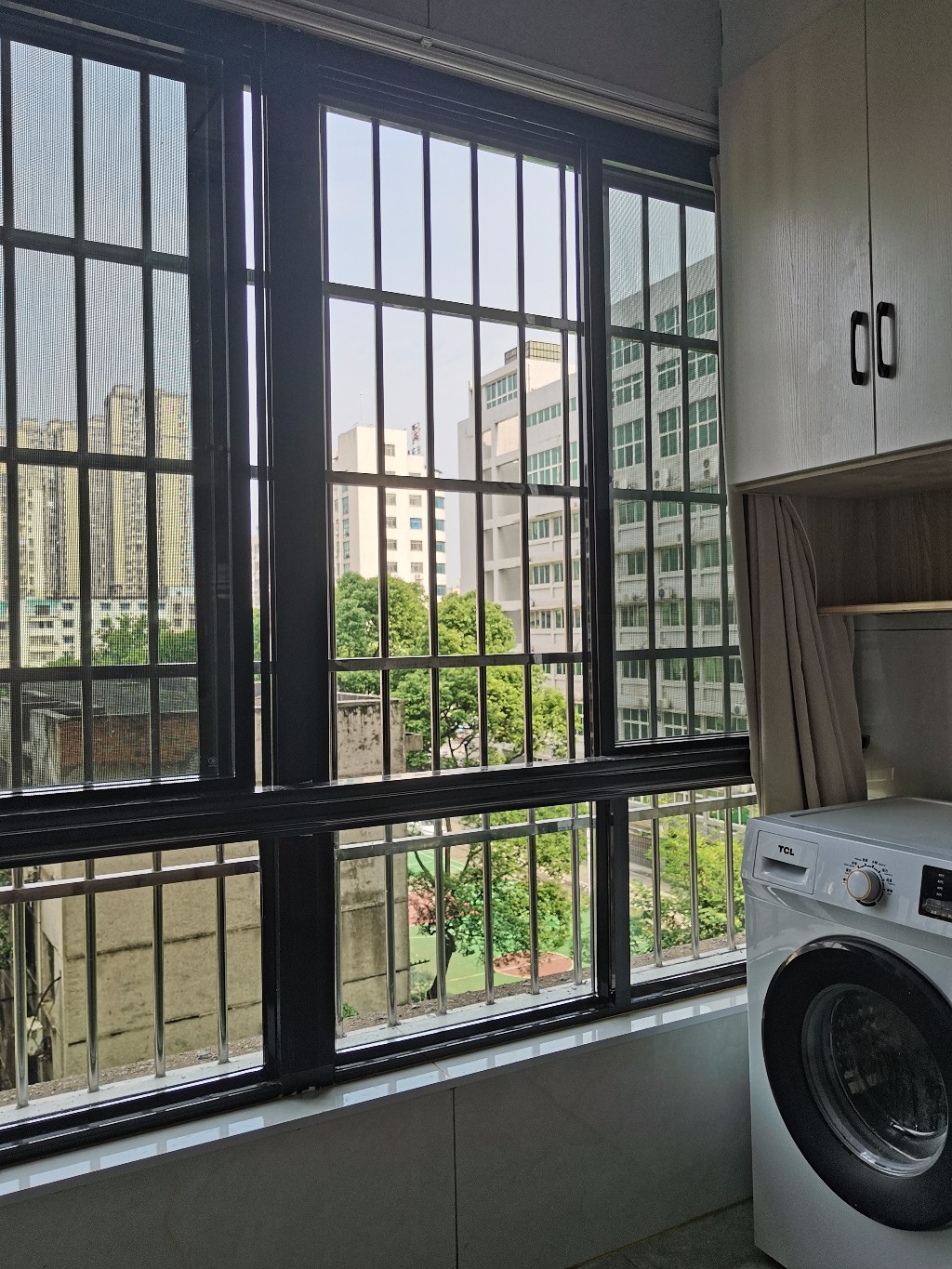 华邦深蓝时代广场  1室1厅1卫    1800.0元/月 华邦深蓝时代广场  1室1厅1卫    1800.0元/月