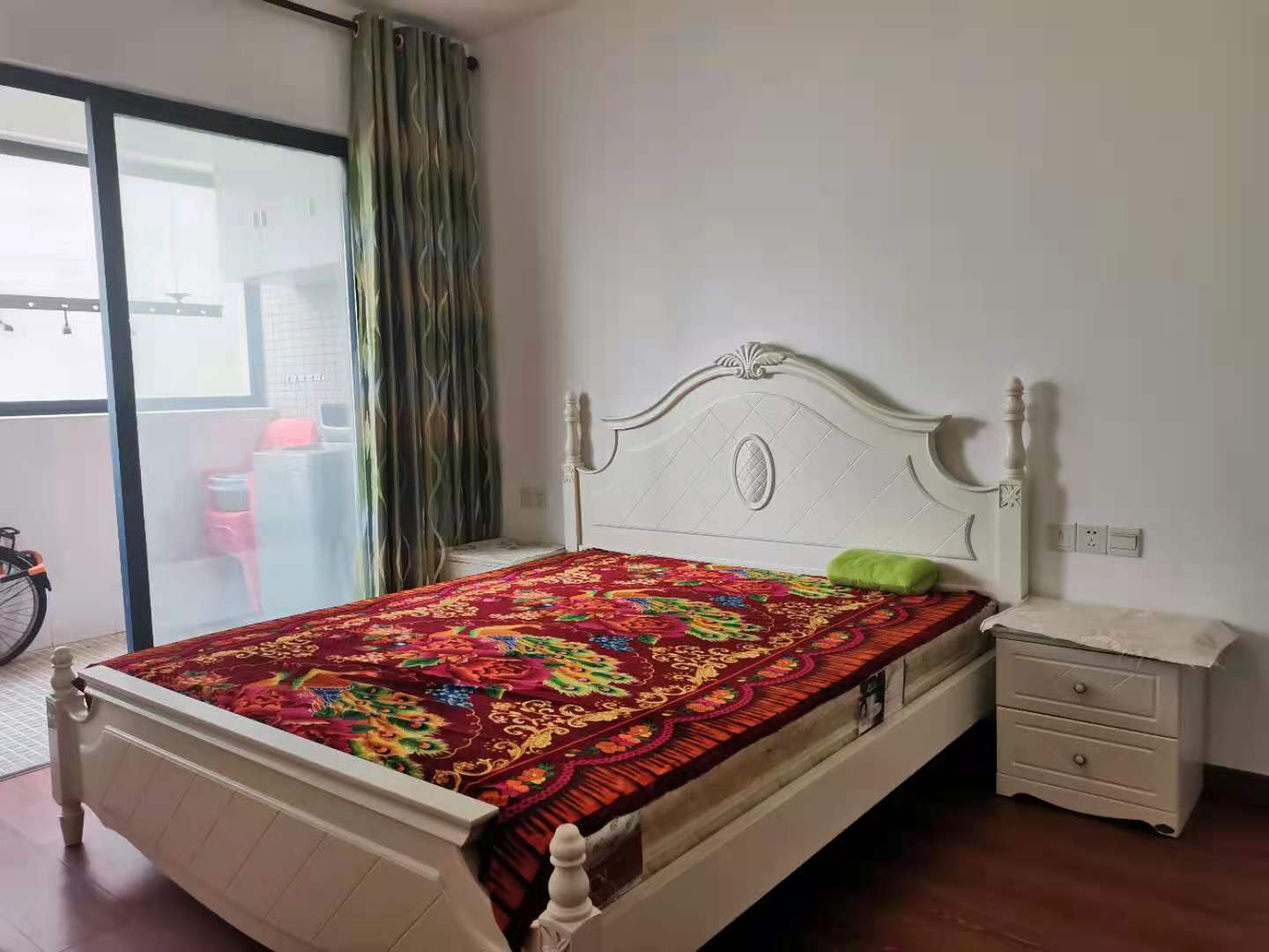 名仕华府  4室2厅2卫    2500.0元/月 名仕华府  4室2厅2卫    2500.0元/月室内图