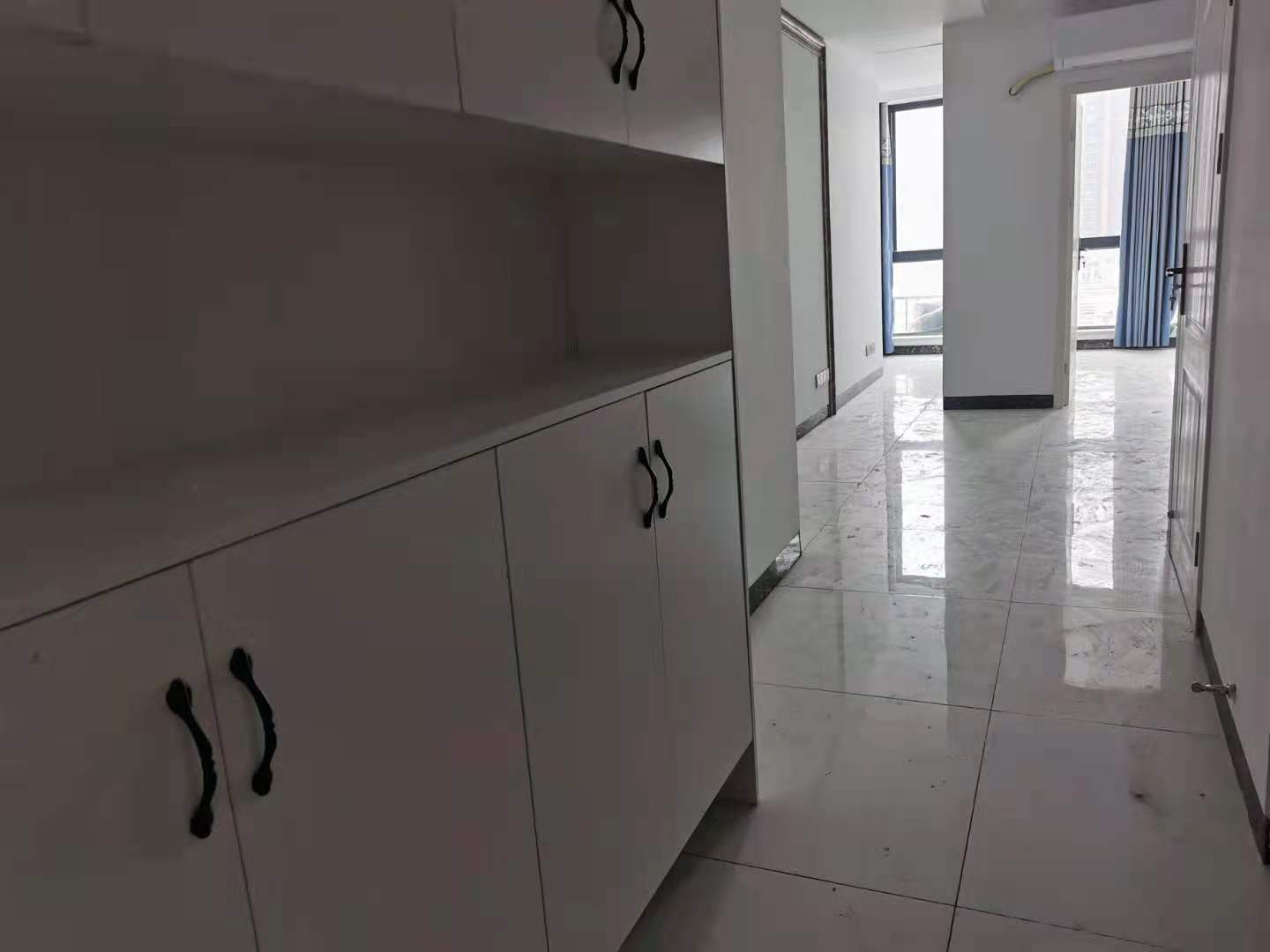 鑫天国际(鑫天偶遇)  1室1厅1卫    1500.0元/月 鑫天国际(鑫天偶遇)  1室1厅1卫    1500.0元/月室内图