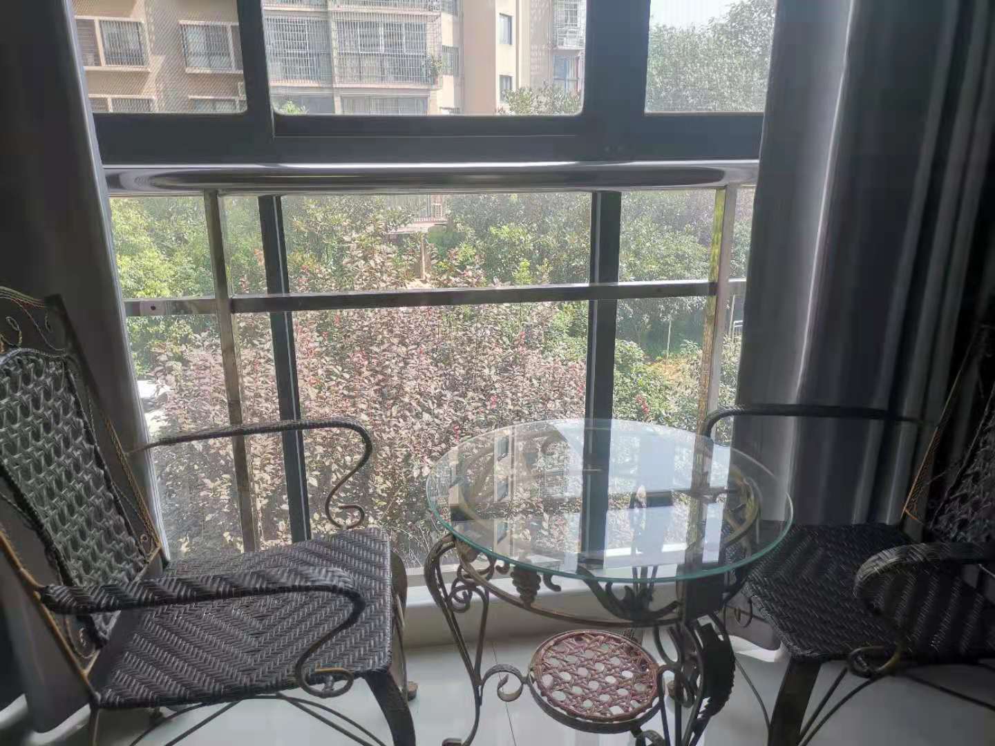 名仕华府  4室2厅2卫    2500.0元/月 名仕华府  4室2厅2卫    2500.0元/月室内图