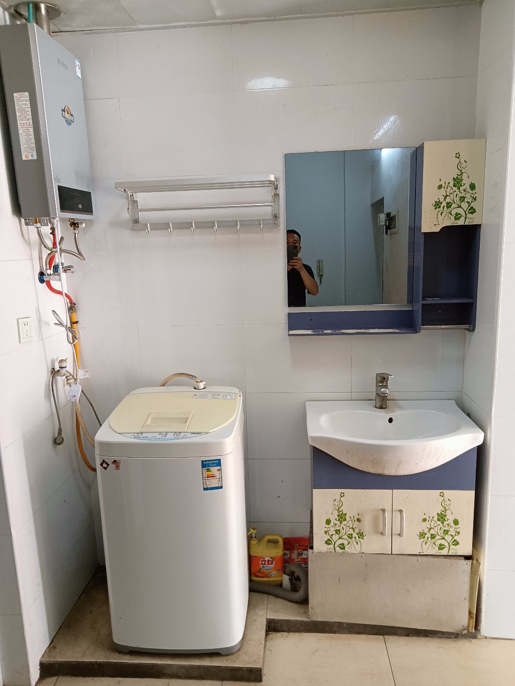 金子湾春晖花园 2室1厅1卫 1600.0元/月 金子湾春晖花园 2室1厅1卫 1600.0元/月室内图