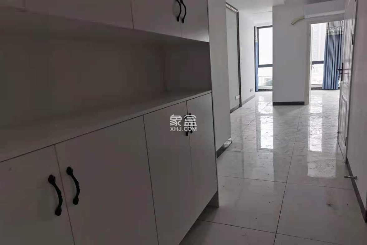 鑫天国际(鑫天偶遇)  1室1厅1卫    1500.0元/月 鑫天国际(鑫天偶遇)  1室1厅1卫    1500.0元/月室内图