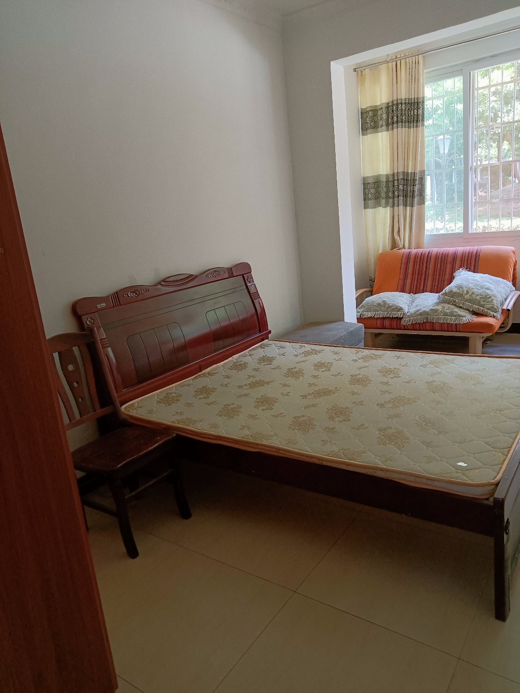 金子湾春晖花园 2室1厅1卫 1600.0元/月 金子湾春晖花园 2室1厅1卫 1600.0元/月室内图