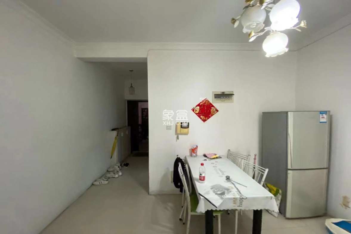 德馨华厦(华南路295号) 2室2厅1卫 1700.0元/月 德馨华厦(华南路295号) 2室2厅1卫 1700.0元/月室内图