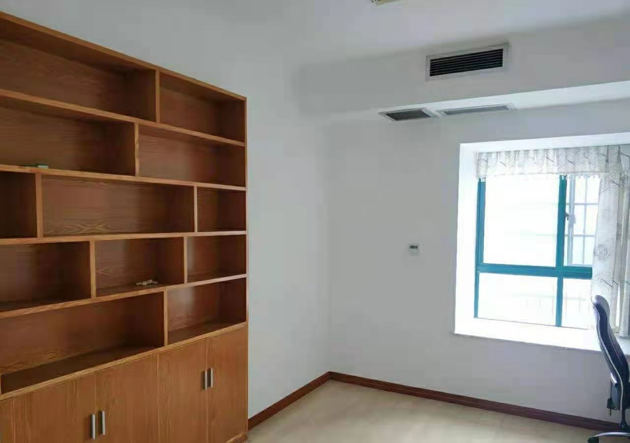 沙港花园 3室2厅1卫 2500.0元/月 沙港花园 3室2厅1卫 2500.0元/月室内图