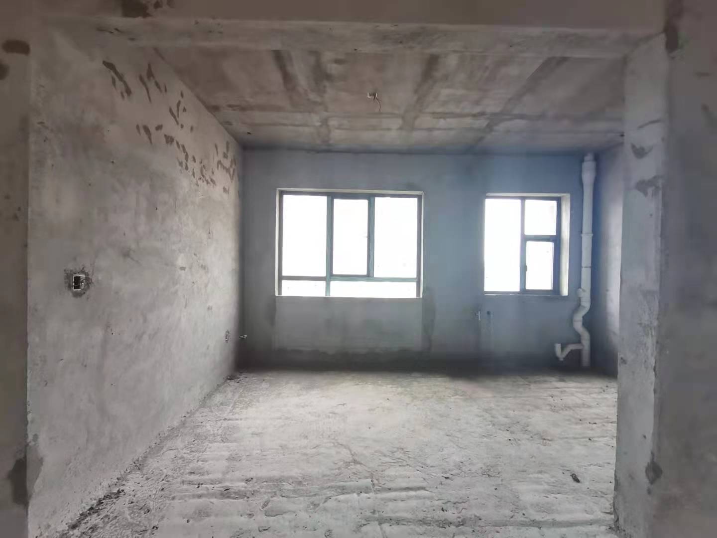 诚信广场 3室2厅2卫 89.8万 诚信广场 3室2厅2卫 89.8万客厅