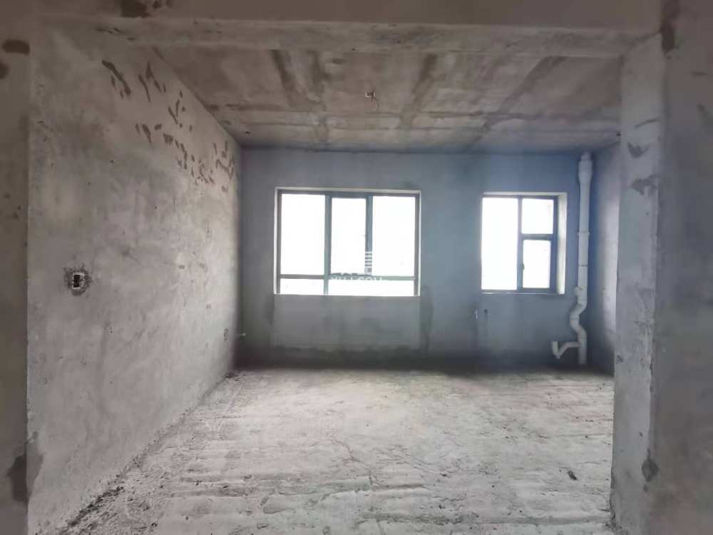 诚信广场  3室2厅2卫    89.8万 诚信广场  3室2厅2卫    89.8万