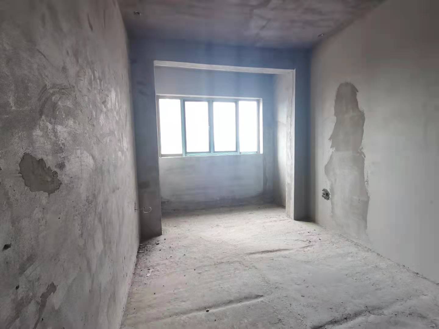 诚信广场 3室2厅2卫 89.8万 诚信广场 3室2厅2卫 89.8万卧室