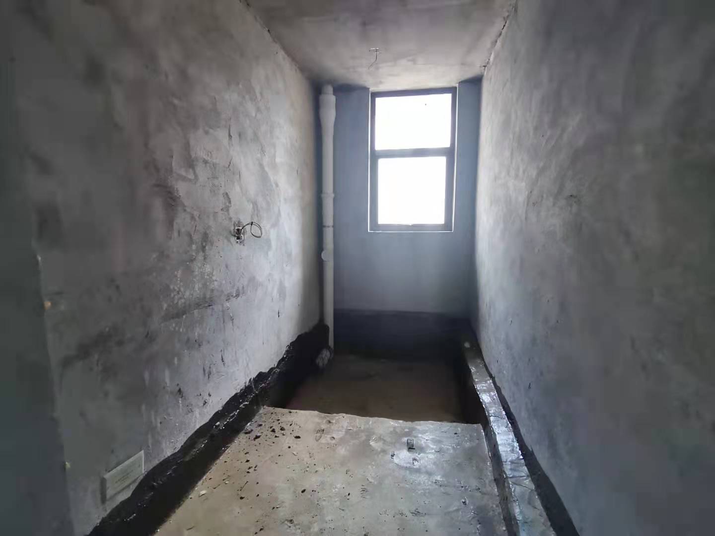 诚信广场 3室2厅2卫 89.8万 诚信广场 3室2厅2卫 89.8万卫生间