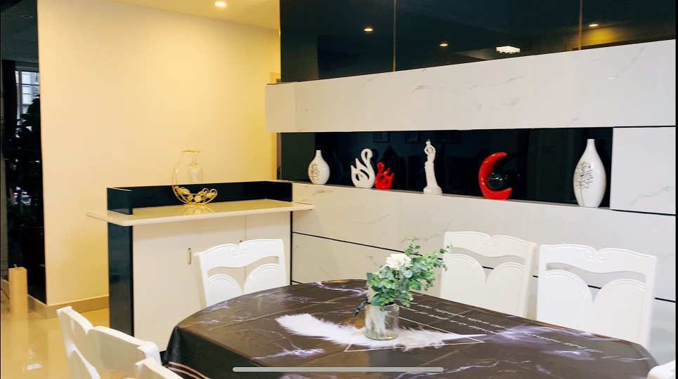 天成花园  3室2厅2卫    76.8万 天成花园  3室2厅2卫    76.8万客厅