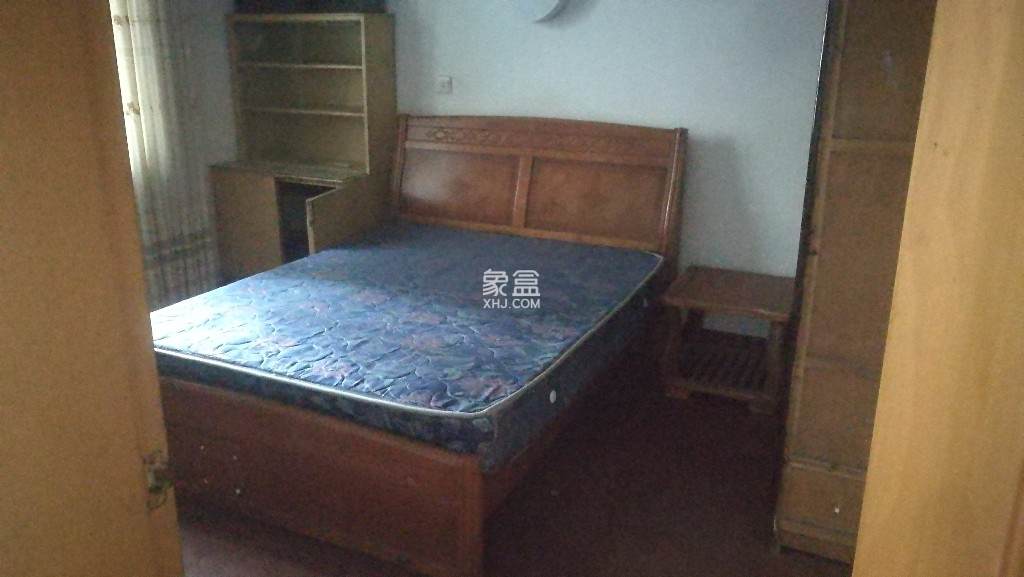 塑料厂二生活区 2室2厅1卫 750.0元/月 塑料厂二生活区 2室2厅1卫 750.0元/月室内图