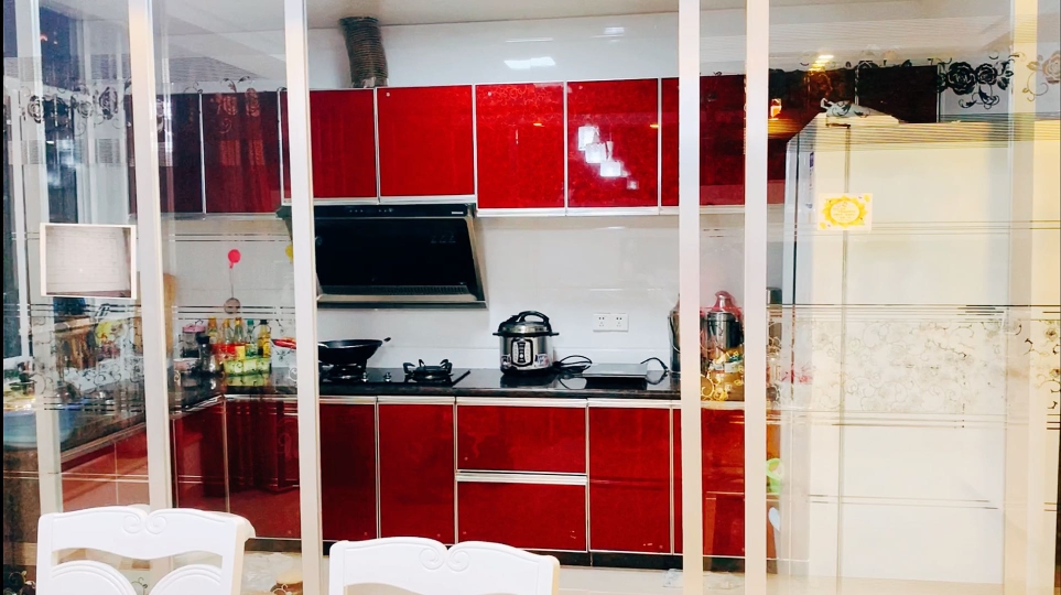 天成花园  3室2厅2卫    76.8万 天成花园  3室2厅2卫    76.8万客厅