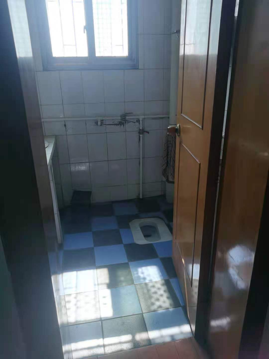 长青居民生活小区  3室1厅2卫    58.0万 长青居民生活小区  3室1厅2卫    58.0万卫生间