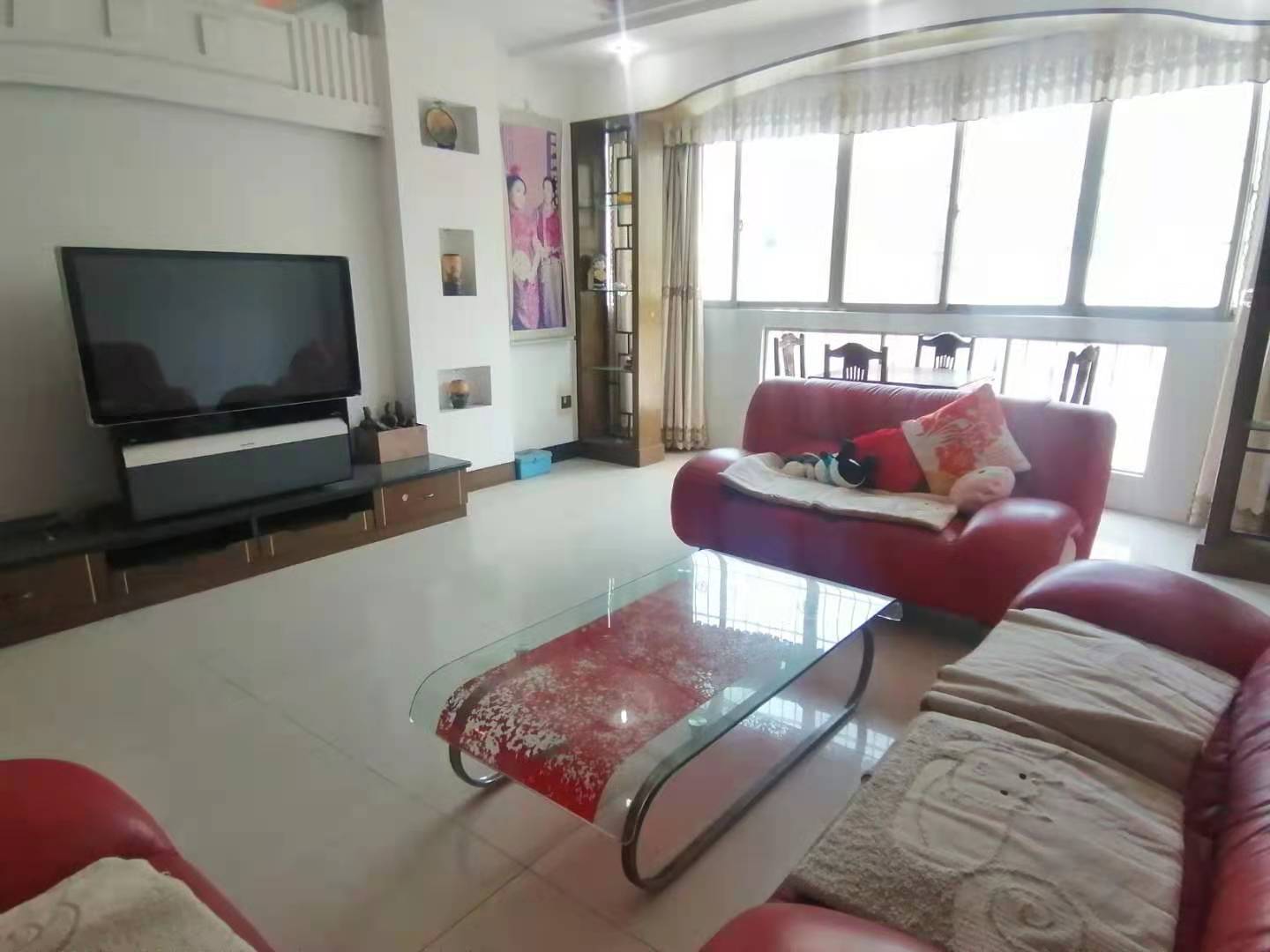 中大名苑  3室2厅2卫    1700.0元/月 中大名苑  3室2厅2卫    1700.0元/月室内图