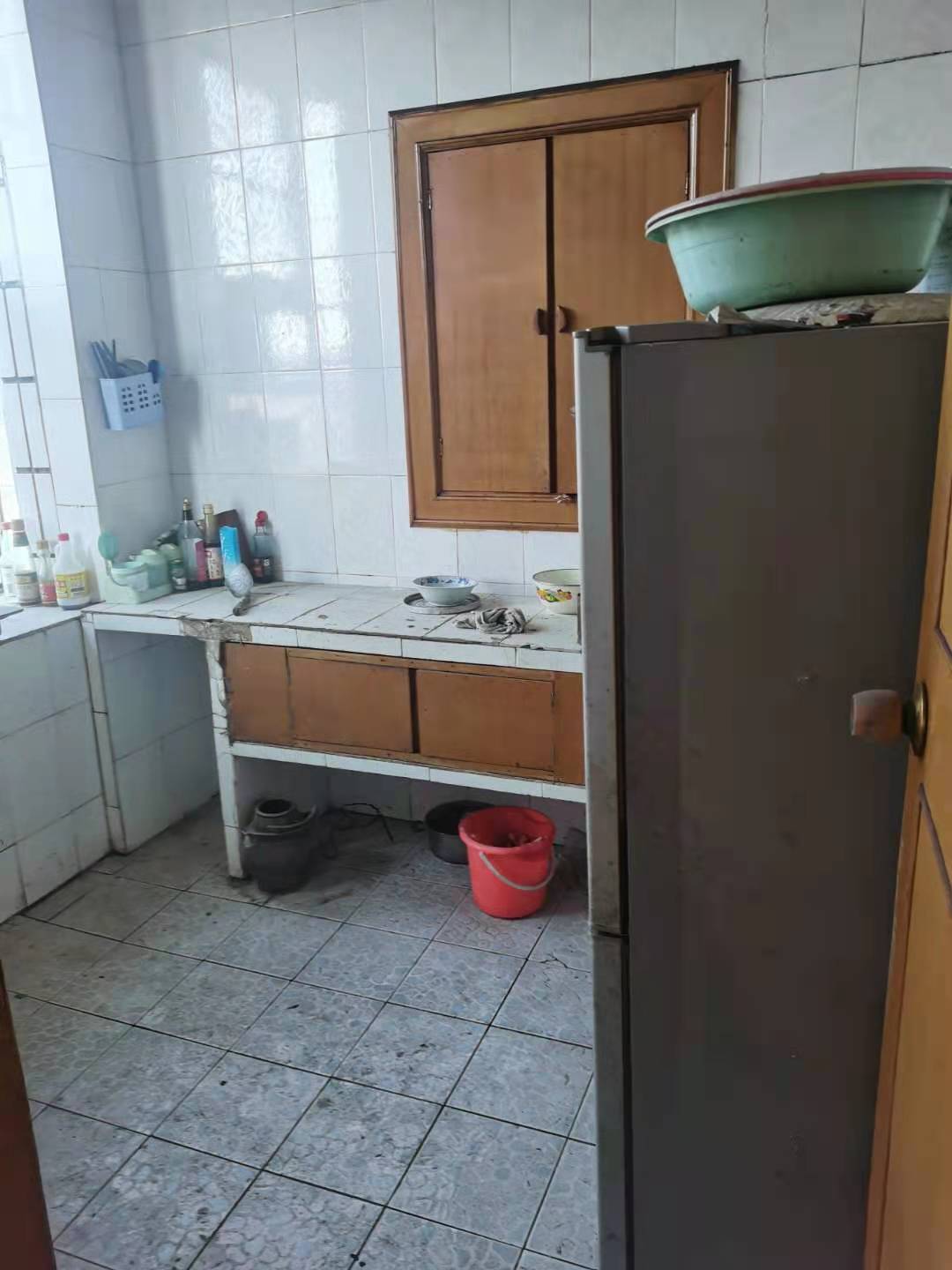 长青居民生活小区  3室1厅2卫    58.0万 长青居民生活小区  3室1厅2卫    58.0万厨房