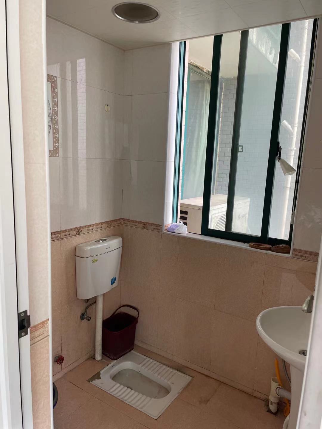 君临新世界 2室1厅1卫 2200.0元/月 君临新世界 2室1厅1卫 2200.0元/月室内图