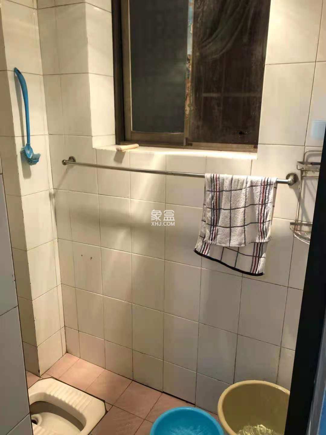 红旗村 2室2厅1卫 900.0元/月 红旗村 2室2厅1卫 900.0元/月室内图